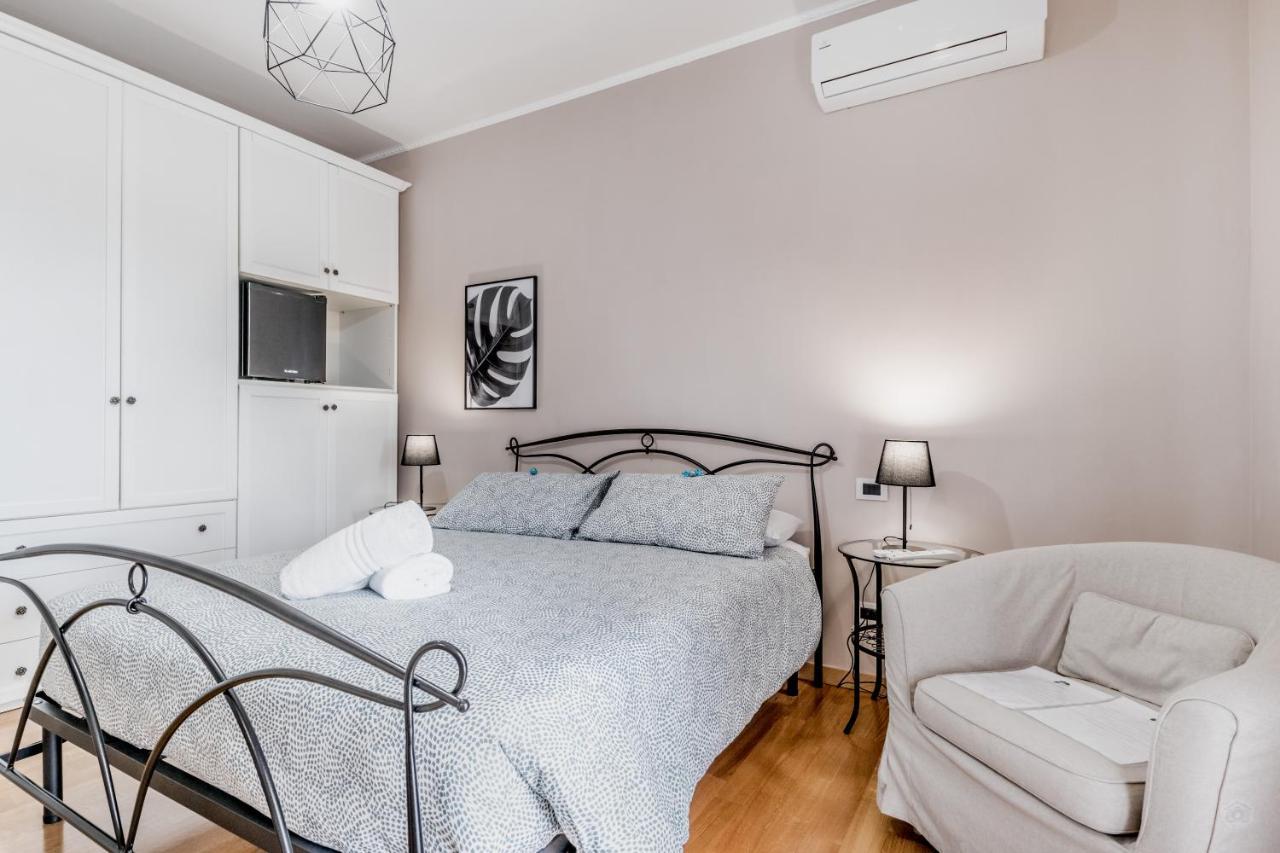 B&B A Casa Di Giulia Guidonia Buitenkant foto