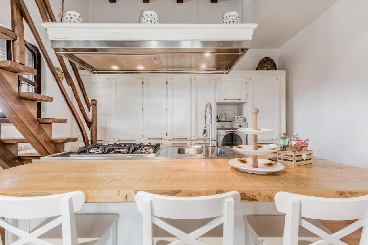 B&B A Casa Di Giulia Guidonia Buitenkant foto